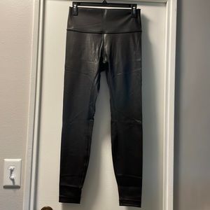 Lululemon Wunder Train Leggings 28”